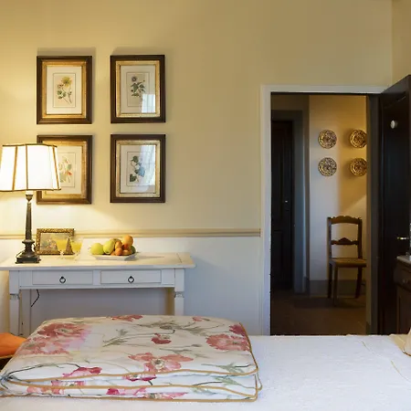 Palazzo Malaspina 4* San Donato in Poggio