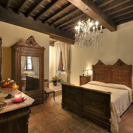 Palazzo Malaspina Bed & Breakfast San Donato in Poggio
