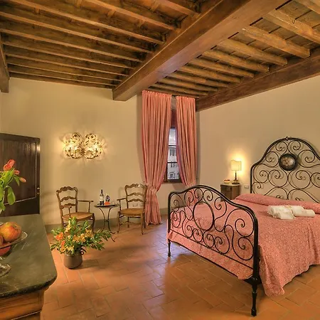 Palazzo Malaspina Bed & Breakfast 3*