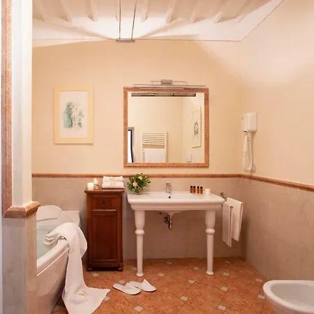 Palazzo Malaspina 3* San Donato in Poggio