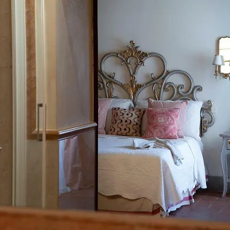 Bed & Breakfast Palazzo Malaspina 3*