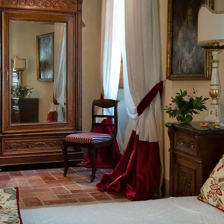 Bed & Breakfast Palazzo Malaspina 3*