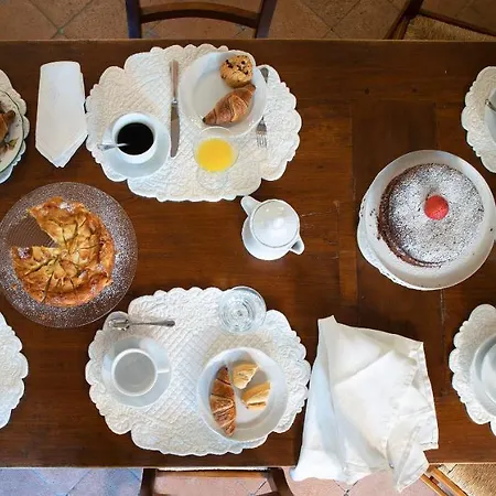 Palazzo Malaspina Bed & Breakfast 3*